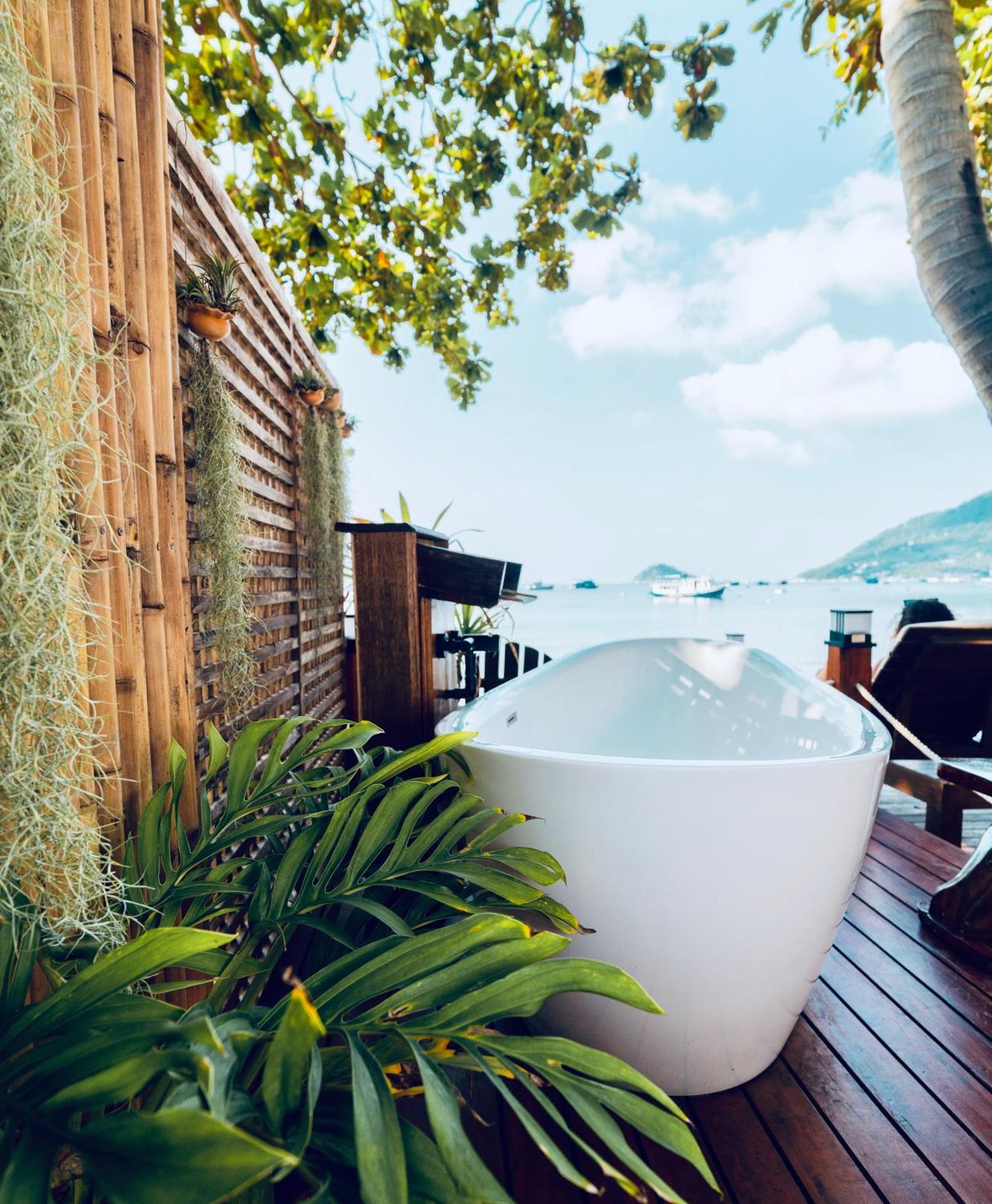 Natures Edge Beachfront Luxury Glamping Ko Tao Exterior photo